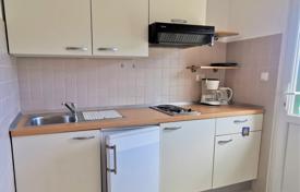 3 dormitorio piso 60 m² en Rabac, Croacia. 300 000 €