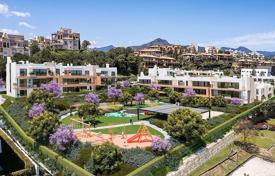 7-dormitorio apartamentos en edificio nuevo 150 m² en Estepona, España. 767 000 €