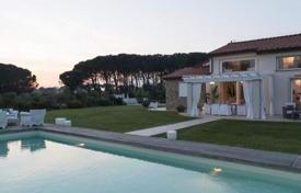 7 dormitorio villa 310 m² en Cecina, Italia. 1 600 000 €