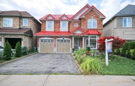 Casa de pueblo – Scarborough, Toronto, Ontario,  Canadá. C$1 386 000