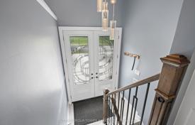 10 dormitorio casa de pueblo en North York, Canadá. C$1 690 000