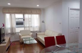 2-dormitorio apartamentos en condominio en Watthana, Tailandia. $228 000