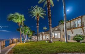 Villa – Miami Beach, Florida, Estados Unidos. $15 750 000