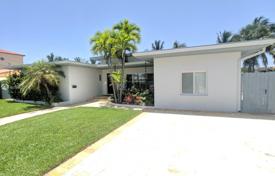 Villa – North Miami, Florida, Estados Unidos. $1 300 000