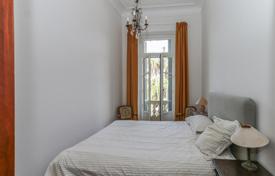 3 dormitorio piso 100 m² en Beaulieu-sur-Mer, Francia. Price on request