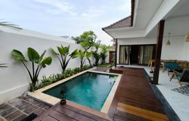 2 dormitorio villa 160 m² en Canggu, Indonesia. $210 000