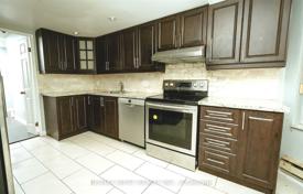 6 dormitorio piso en Etobicoke, Canadá. C$886 000