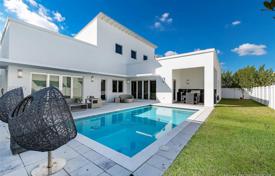 6 dormitorio villa 432 m² en Miami, Estados Unidos. $1 925 000