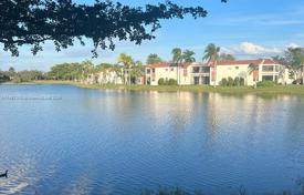 Condominio – Pembroke Pines, Broward, Florida,  Estados Unidos. $285 000