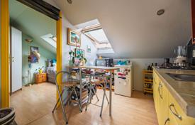 6 dormitorio piso 129 m² en City of Zagreb, Croacia. 330 000 €
