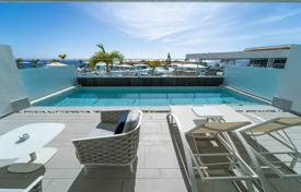 2 dormitorio piso 186 m² en La Caleta, España. 1 095 000 €