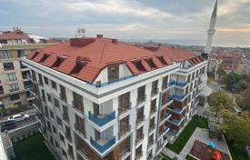3 dormitorio piso 165 m² en Beylikdüzü, Turquía. $293 000