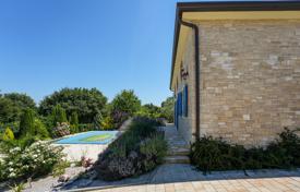 7 dormitorio casa de pueblo 133 m² en Poreč, Croacia. 549 000 €