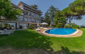 Villa – Trecastagni, Sicilia, Italia. 850 000 €