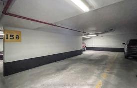 7 dormitorio piso en Scarborough, Canadá. C$1 032 000