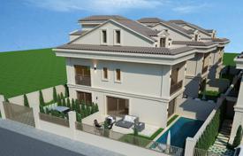 Villas con piscina cerca del mar en Muğla Fethiye. $726 000