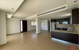3 dormitorio piso 140 m² en Pervolia, Chipre. 540 000 €