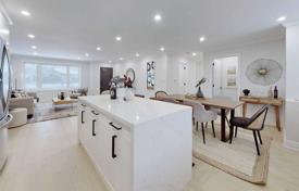 5 dormitorio casa de pueblo en North York, Canadá. C$1 840 000