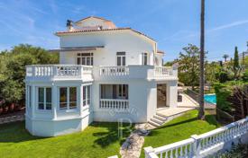 7 dormitorio villa en Cannes, Francia. 13 400 €  por semana