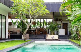 3 dormitorio villa 230 m² en Jalan Umalas, Indonesia. $437 000