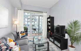 2 dormitorio piso en Lake Shore Boulevard West, Canadá. C$669 000