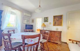 4 dormitorio piso 94 m² en Opatija, Croacia. 470 000 €