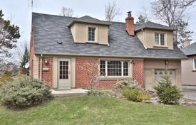 4 dormitorio casa de pueblo en North York, Canadá. C$2 409 000