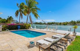 Villa – Miami Beach, Florida, Estados Unidos. $3 099 000