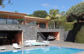 Villa – Funchal, Madeira, Portugal. 1 400 000 €