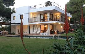 Villa – Sitges, Cataluña, España. 4 500 €  por semana