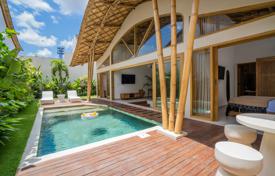 2 dormitorio villa 80 m² en Kerobokan, Indonesia. $230 000