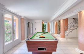 6 dormitorio villa en Grimaud, Francia. 1 999 000 €