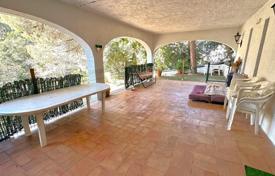 4 dormitorio chalet 315 m² en Lloret de Mar, España. 789 000 €