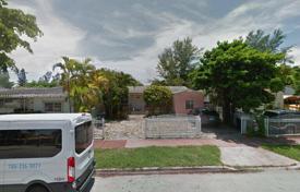 Casa de pueblo – Miami Beach, Florida, Estados Unidos. $899 000