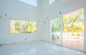 4 dormitorio villa 300 m² en Marbella, España. 850 000 €