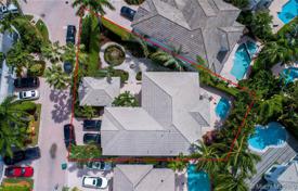 Villa – Aventura, Florida, Estados Unidos. $1 450 000