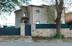 4 dormitorio casa de pueblo 250 m² en Pula, Croacia. 680 000 €