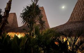 New residential complex with villas en Nusa Tenggara Barat, Indonesia. de $100 000