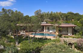 9 dormitorio villa en Ramatyuel, Francia. 135 000 €  por semana
