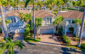 Casa de pueblo – Aventura, Florida, Estados Unidos. $1 700 000