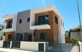 2 dormitorio adosado 121 m² en Mouttagiaka, Chipre. 650 000 €