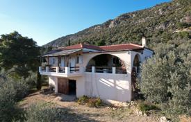Villa – Ermioni, Administration of the Peloponnese, Western Greece and the Ionian Islands, Grecia. 400 000 €