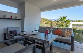 4 dormitorio piso 87 m² en Estepona, España. 515 000 €
