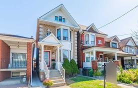 5 dormitorio casa de pueblo en Old Toronto, Canadá. C$1 510 000