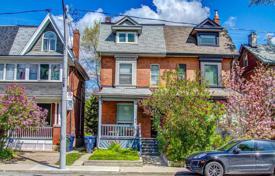 Adosado – Dupont Street, Old Toronto, Toronto,  Ontario,   Canadá. C$2 249 000