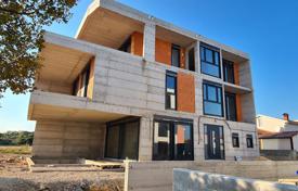 4 dormitorio casa de pueblo 260 m² en Medulin, Croacia. 550 000 €
