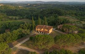 30 dormitorio finca rústica 8247 m² en Arezzo, Italia. 4 800 000 €