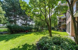 2 dormitorio piso en North York, Canadá. C$853 000
