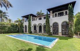 Villa – Golden Beach, Florida, Estados Unidos. $6 990 000
