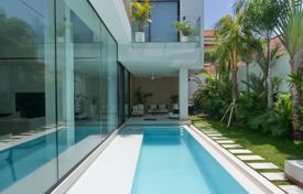 3 dormitorio villa 250 m² en Tibubeneng, Indonesia. $766 000